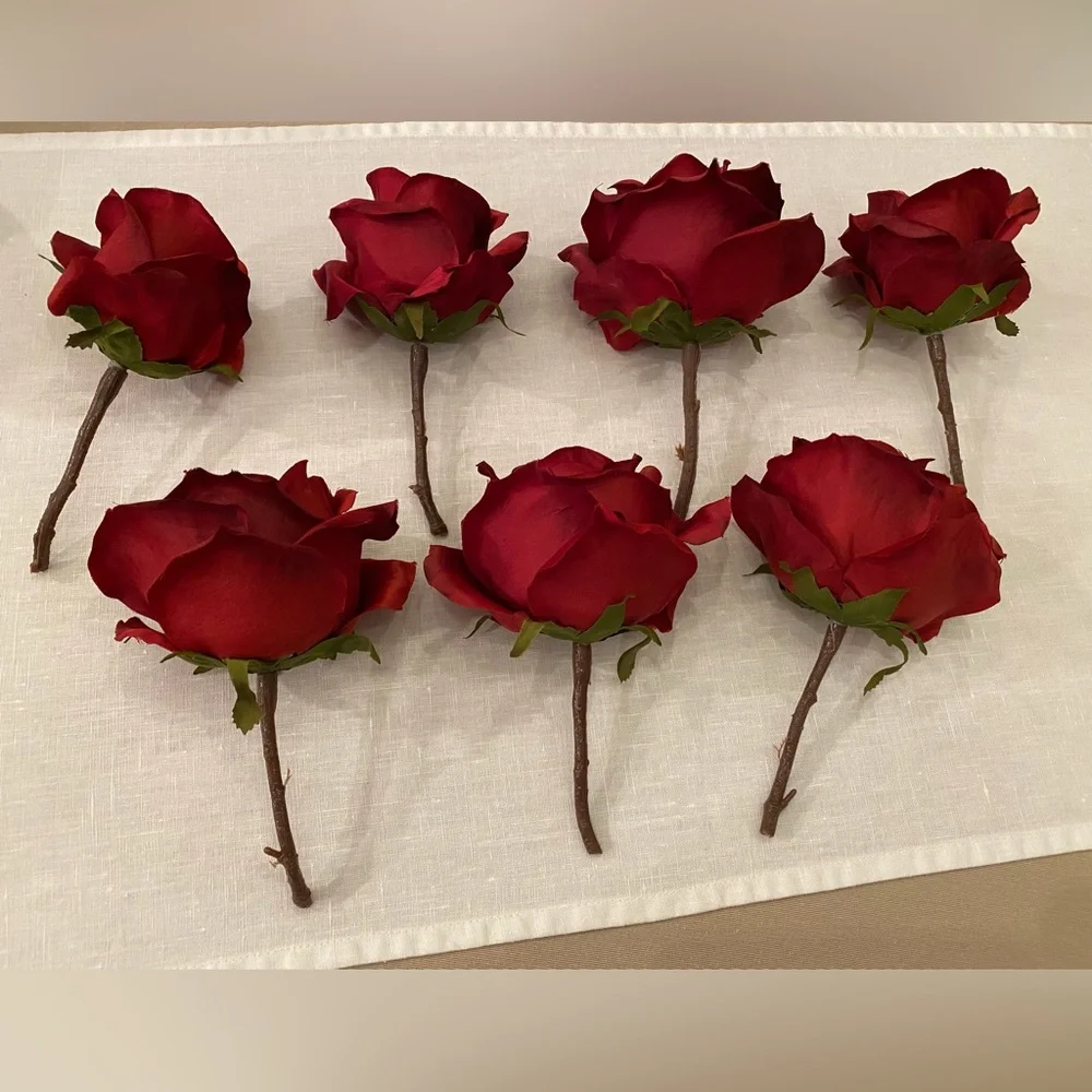 (7) Red Roses / Faux Florals.